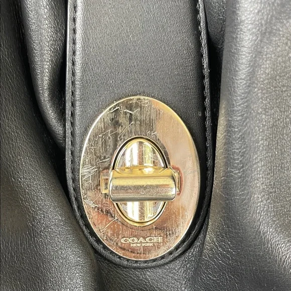 Coach Black Leather Shoulder Bag - Picture 3 of 11